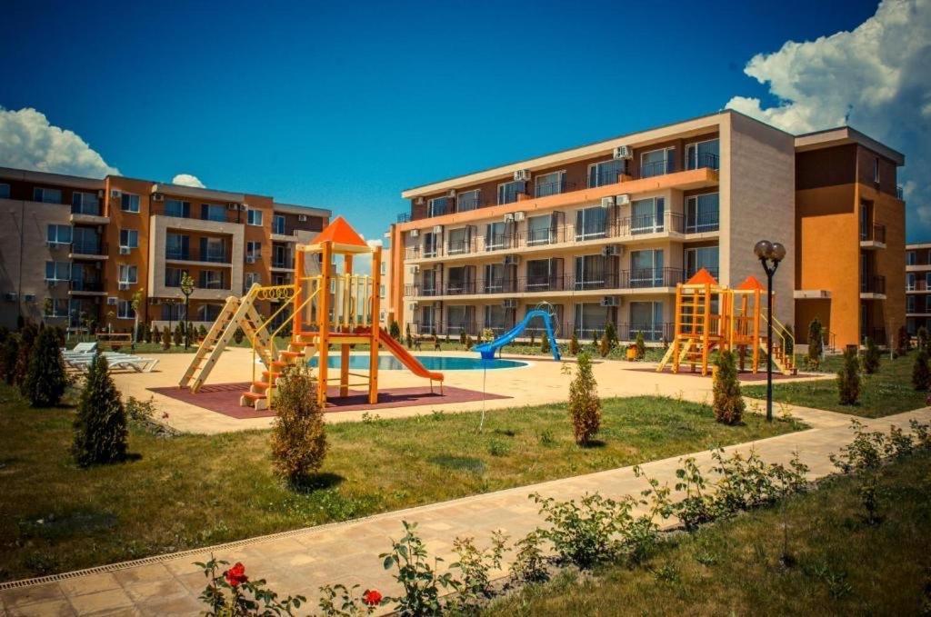 Fort Noks Holiday A2-61 Large Studio Slantchev Briag Extérieur photo